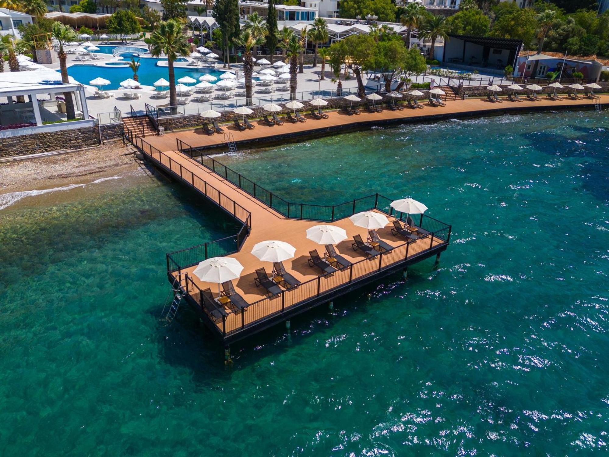 Labranda Tmt Bodrum Ngoại thất bức ảnh Aerial view of the pier at the hotel